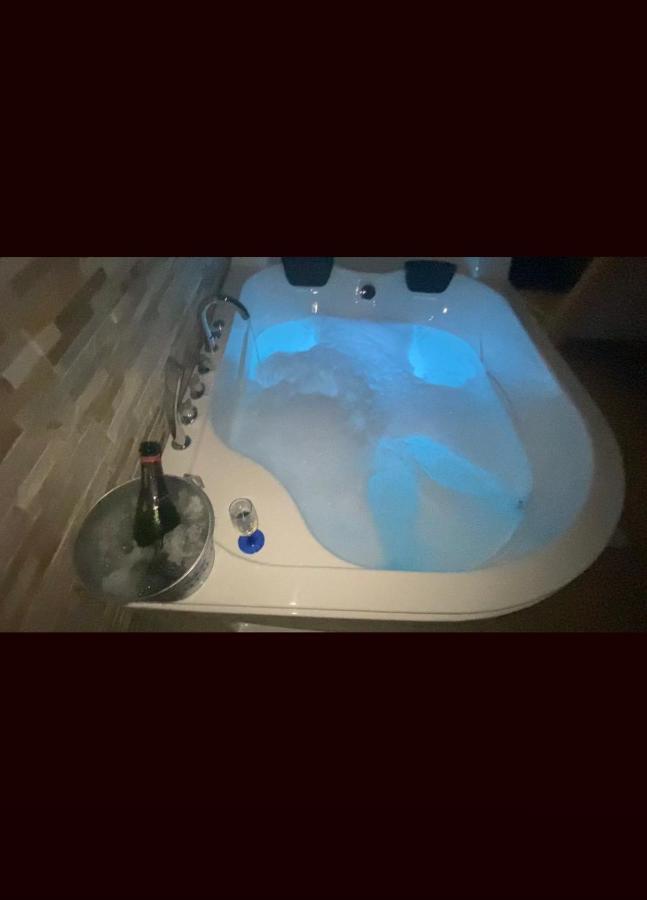 B&B La Perla & Suites Bari Zewnętrze zdjęcie