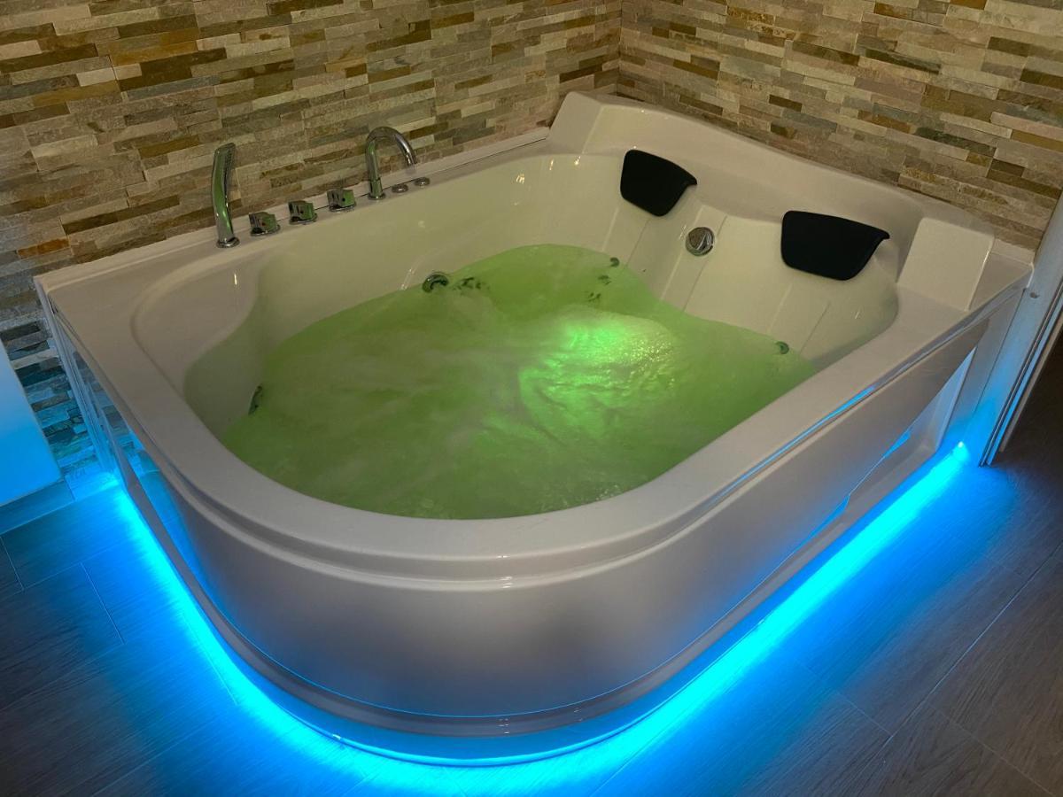 B&B La Perla & Suites Bari Zewnętrze zdjęcie