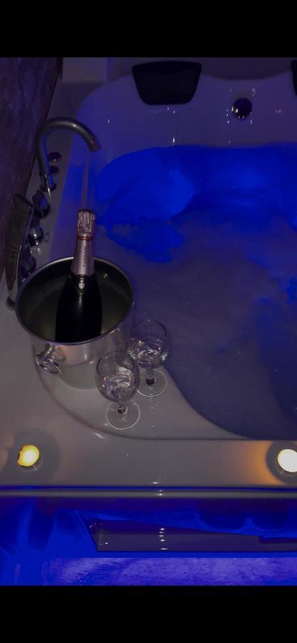 B&B La Perla & Suites Bari Zewnętrze zdjęcie