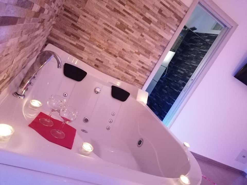 B&B La Perla & Suites Bari Zewnętrze zdjęcie